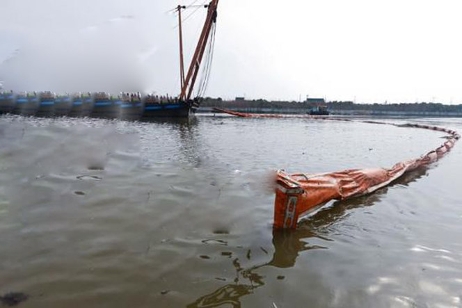 河道油污处理